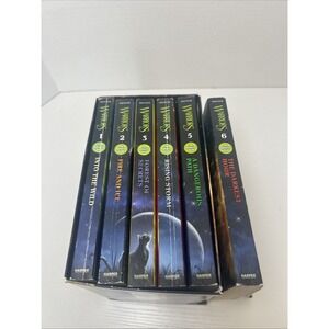 Warriors Box Set: Volumes 1 to 6: The Complete First Series (Warriors: The P...